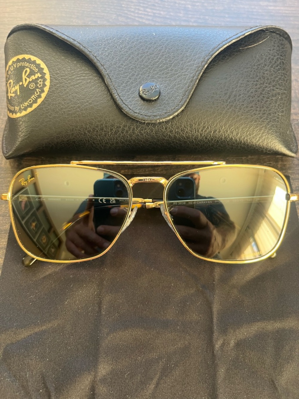 Ray-Ban Gold Frame Brown Gradient Lens Aviator Sunglasses